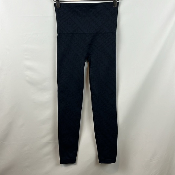 Spanx Look at Me Now Seamless Shaping Leggings Dark Blue Black Size M - Picture 6 of 8